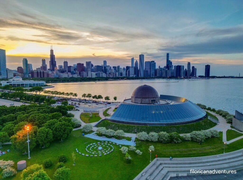 Things to Do in Chicago: 10 Must-See Places You Can’t Miss –
